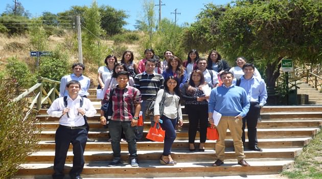 Contribuyendo a la formación de jóvenes profesionales en la región