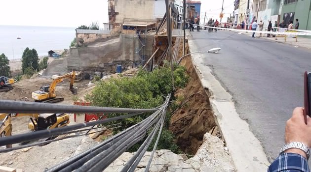 Municipalidad de Valparaíso destacó la labor de Chilquinta tras derrumbe en cerro Barón