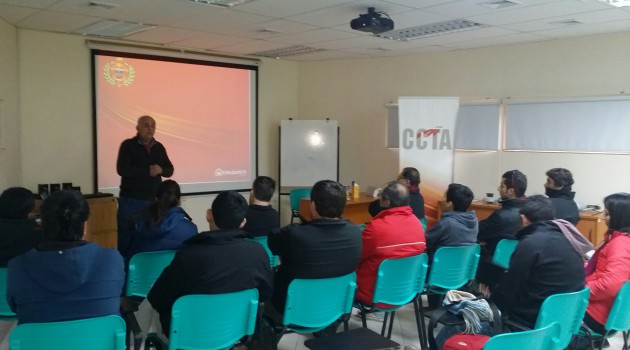 Brigada de Emergencia Curauma gestiona curso a la 13ª Compañía de Bomberos de Placilla