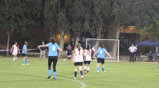 EQUIPO FEMENINO DE FÚTBOL CHILQUINTA GOLEA A GRUPO ENERSIS