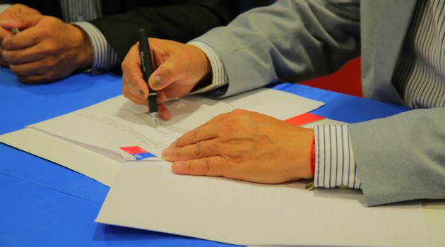 Trabajamos para regularizar el suministro eléctrico en campamentos a radicar