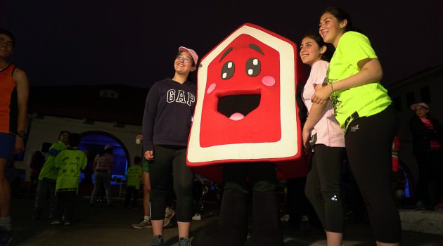EXITOSA CORRIDA NOCTURNA EN SAN ANTONIO